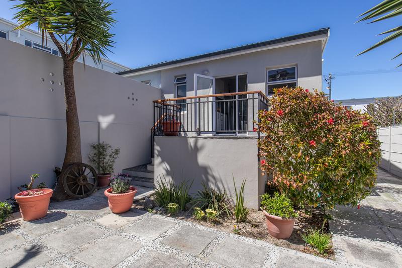 2 Bedroom Property for Sale in Plumstead Western Cape